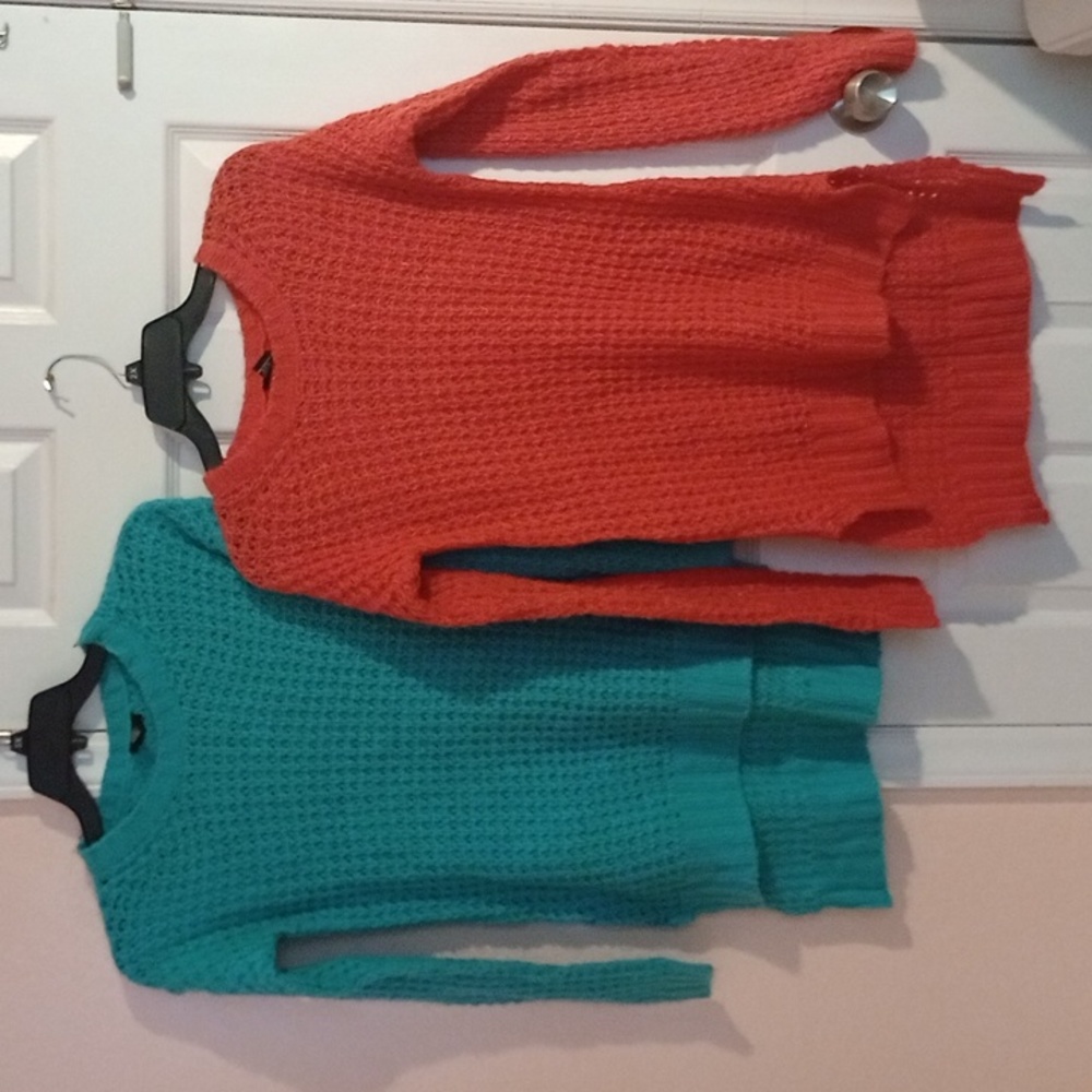 2 Rue 21 Small Sweaters Pink....Teal